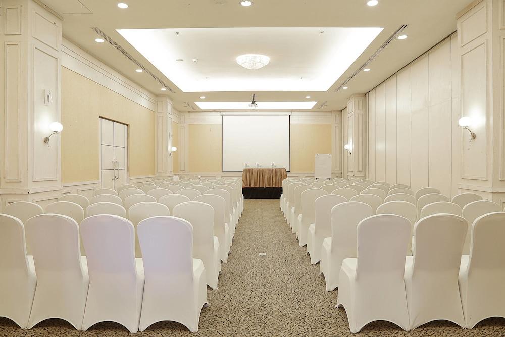 Aston Jayapura Hotel And Convention Center Εξωτερικό φωτογραφία