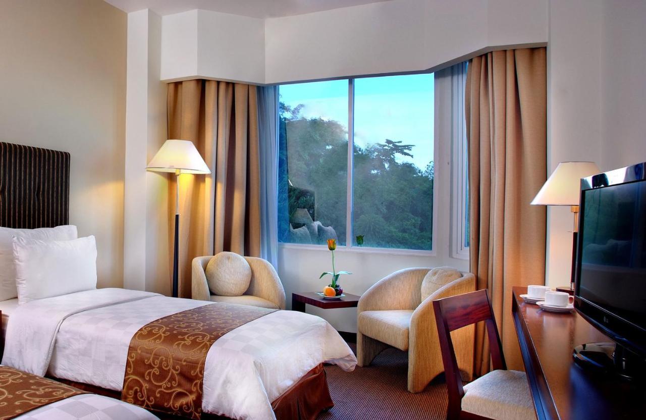 Aston Jayapura Hotel And Convention Center Εξωτερικό φωτογραφία