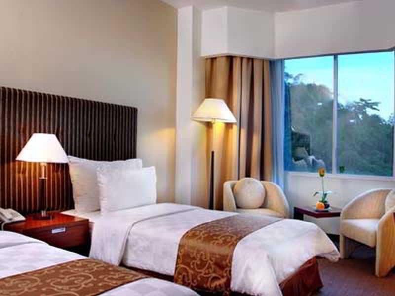 Aston Jayapura Hotel And Convention Center Δωμάτιο φωτογραφία